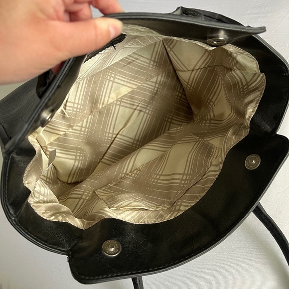 London Fog Black Faux Leather Satchel Handbag with Silver Hardware - Picture 3 of 15